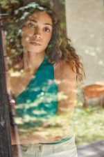 Μπλούζα με έναν ώμο Simone Soaked in Luxury
