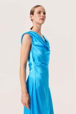 Τιρκουάζ μακρύ σατέν φόρεμα Seleena Soaked in Luxury