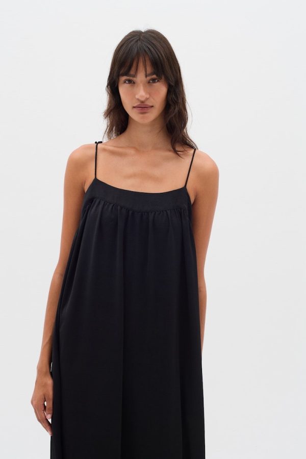 Μάξι ριχτό φόρεμα τιράντα Futo InWear