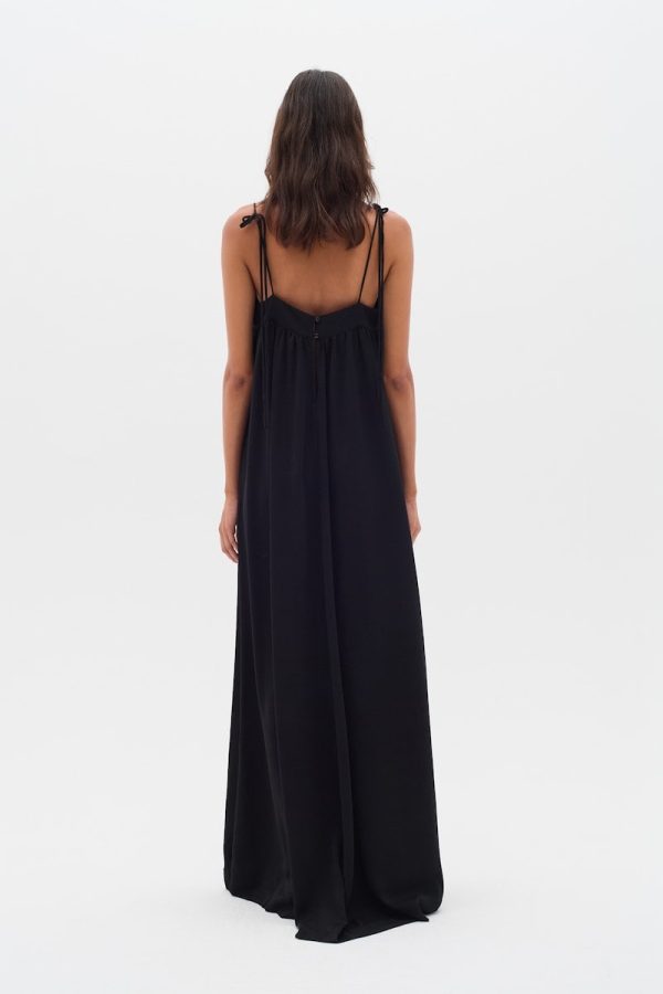 Μάξι ριχτό φόρεμα τιράντα Futo InWear