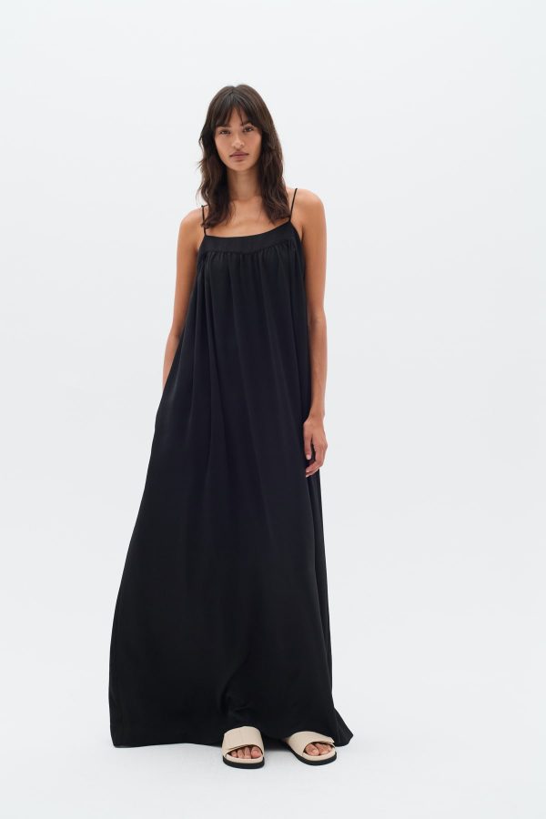 Μάξι ριχτό φόρεμα τιράντα Futo InWear